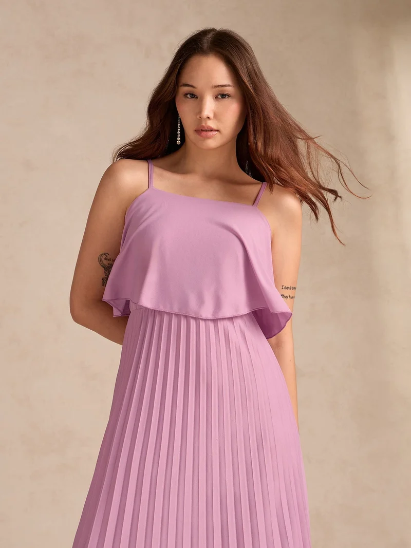 أوجيدر فستان ماكسي وردي بكسرات وأشرطة